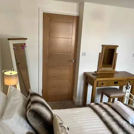 1 Bed Luxury In Leeds With Optional Hot Tub *