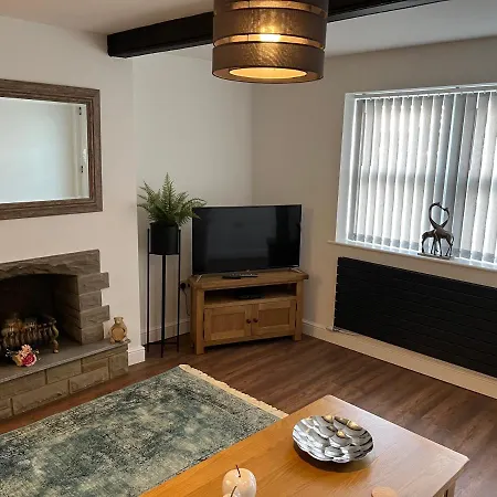 Holiday home 1 Bed Luxury In Leeds With Optional Hot Tub