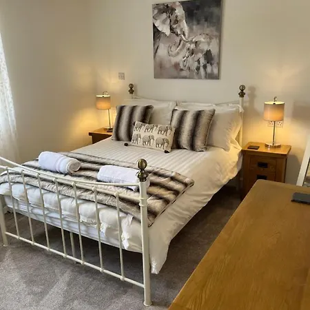 Semesterbostad 1 Bed Luxury In Leeds With Optional Hot Tub