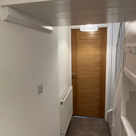 1 Bed Luxury In Leeds With Optional Hot Tub *